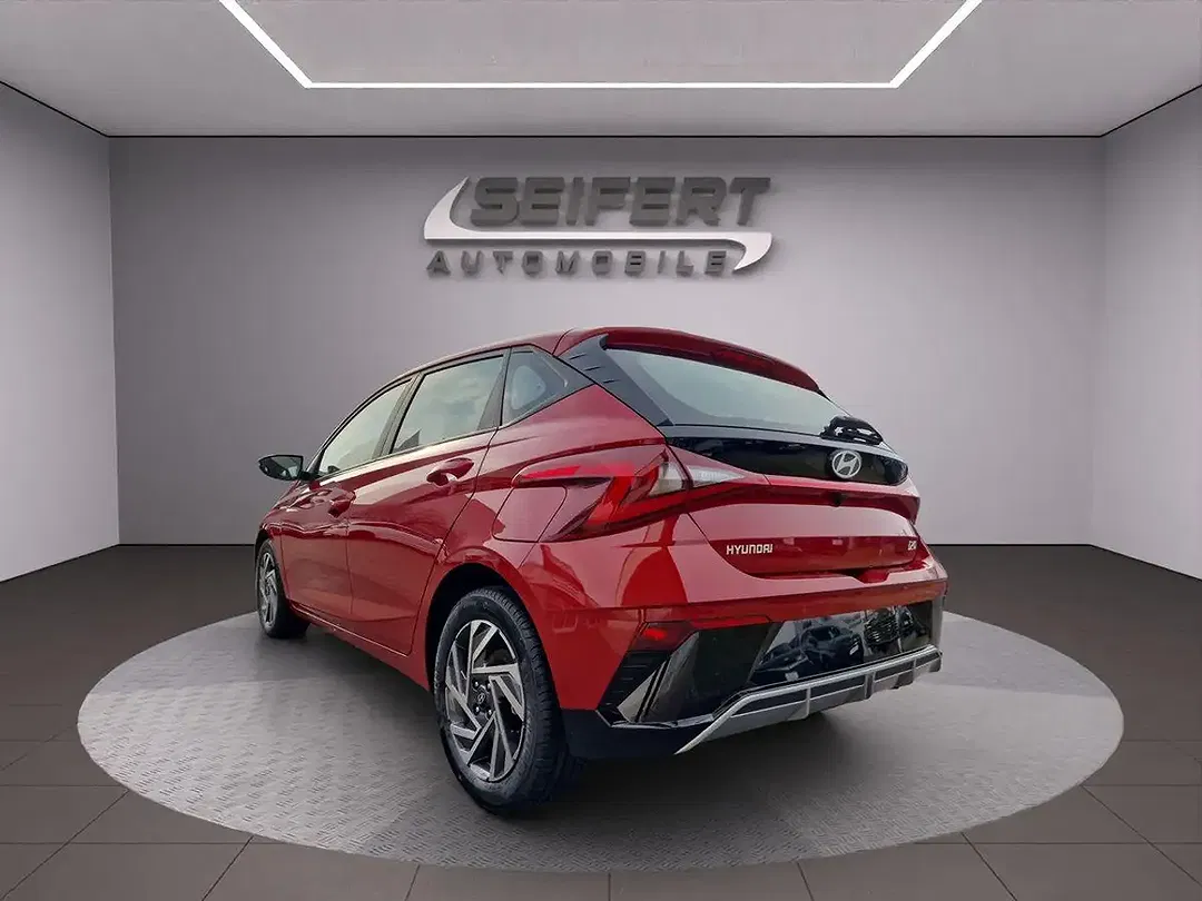 Hyundai i20 - Thumbnail 3