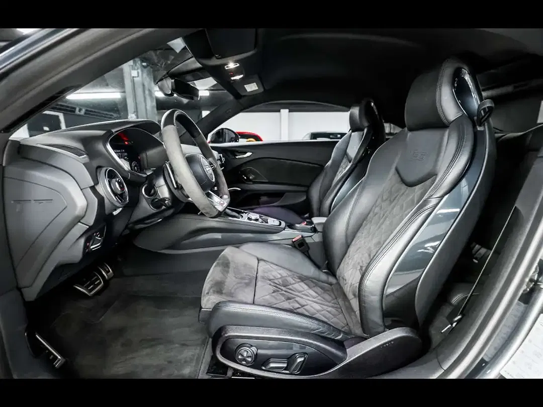 Audi TT RS - Thumbnail 9