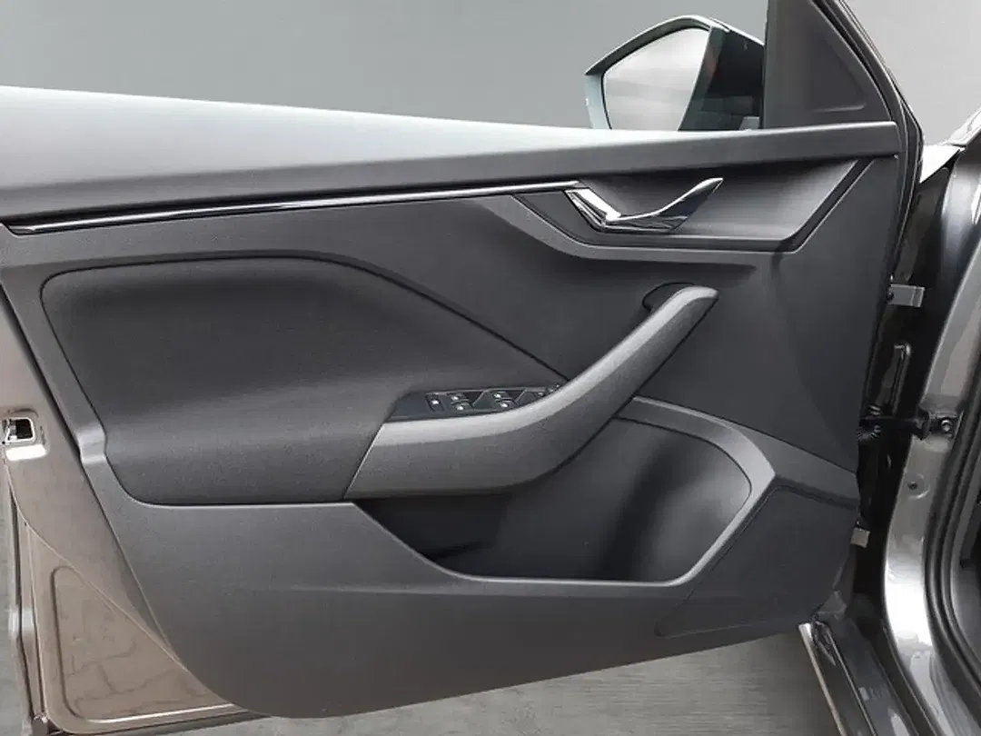 Skoda Scala - Thumbnail 13