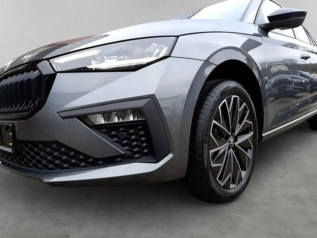 Skoda Scala - Thumbnail 6