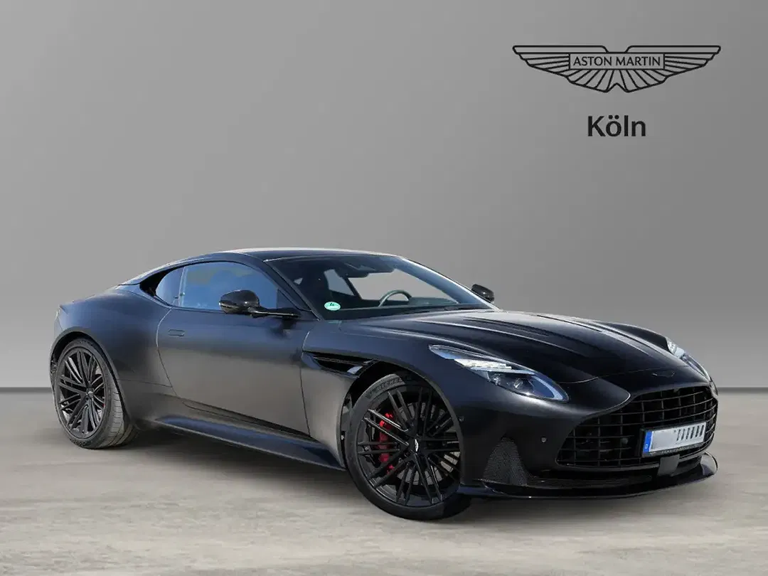 Aston Martin DB12