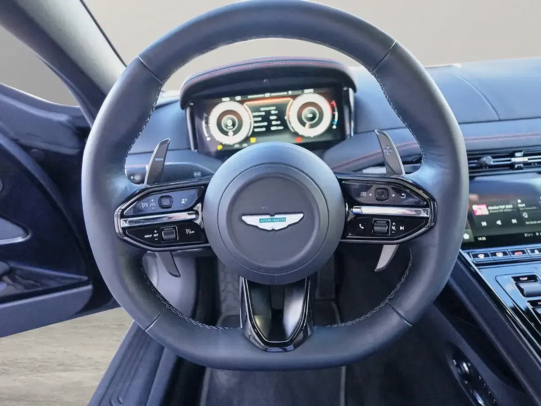 Aston Martin DB12 - Thumbnail 21
