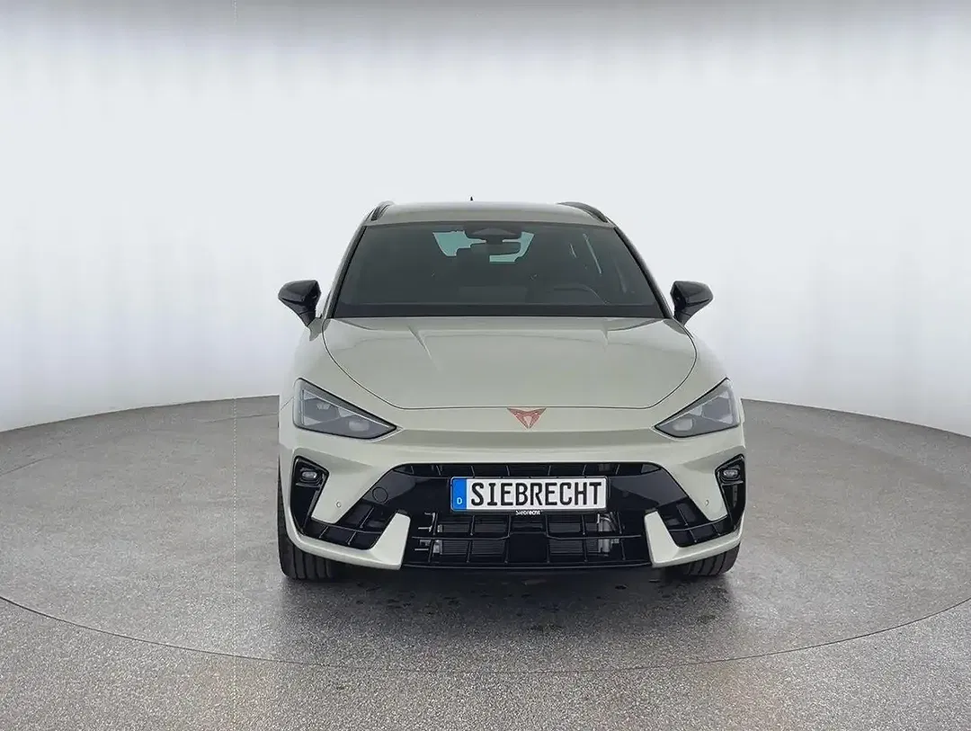 CUPRA Leon - Thumbnail 2
