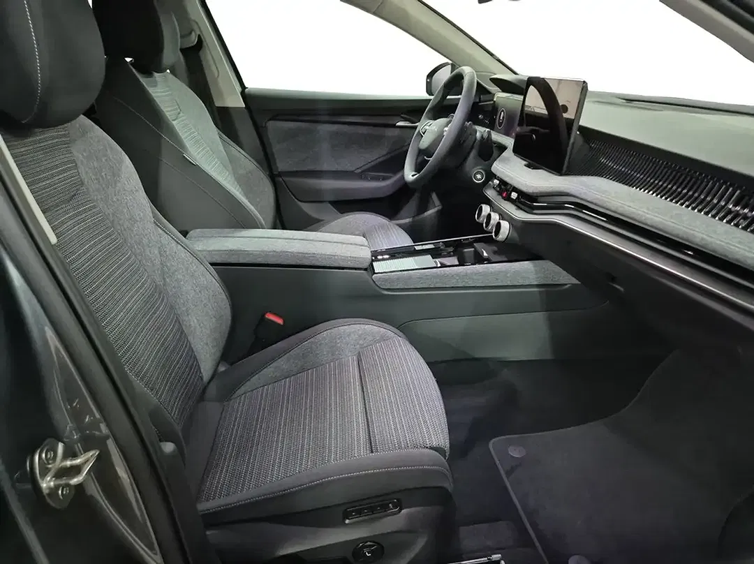 Skoda Superb - Thumbnail 8
