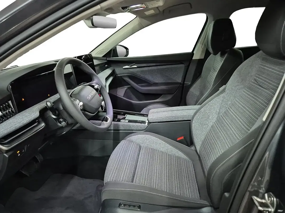 Skoda Superb - Thumbnail 9