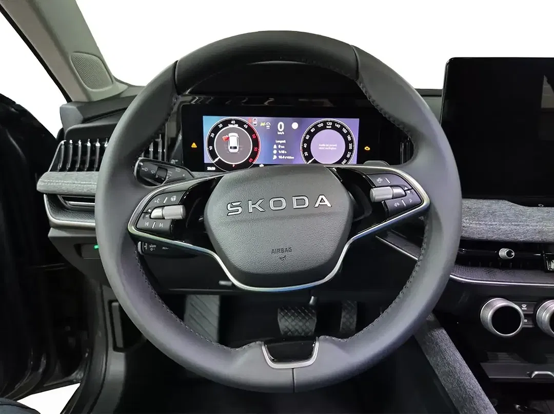 Skoda Superb - Thumbnail 11