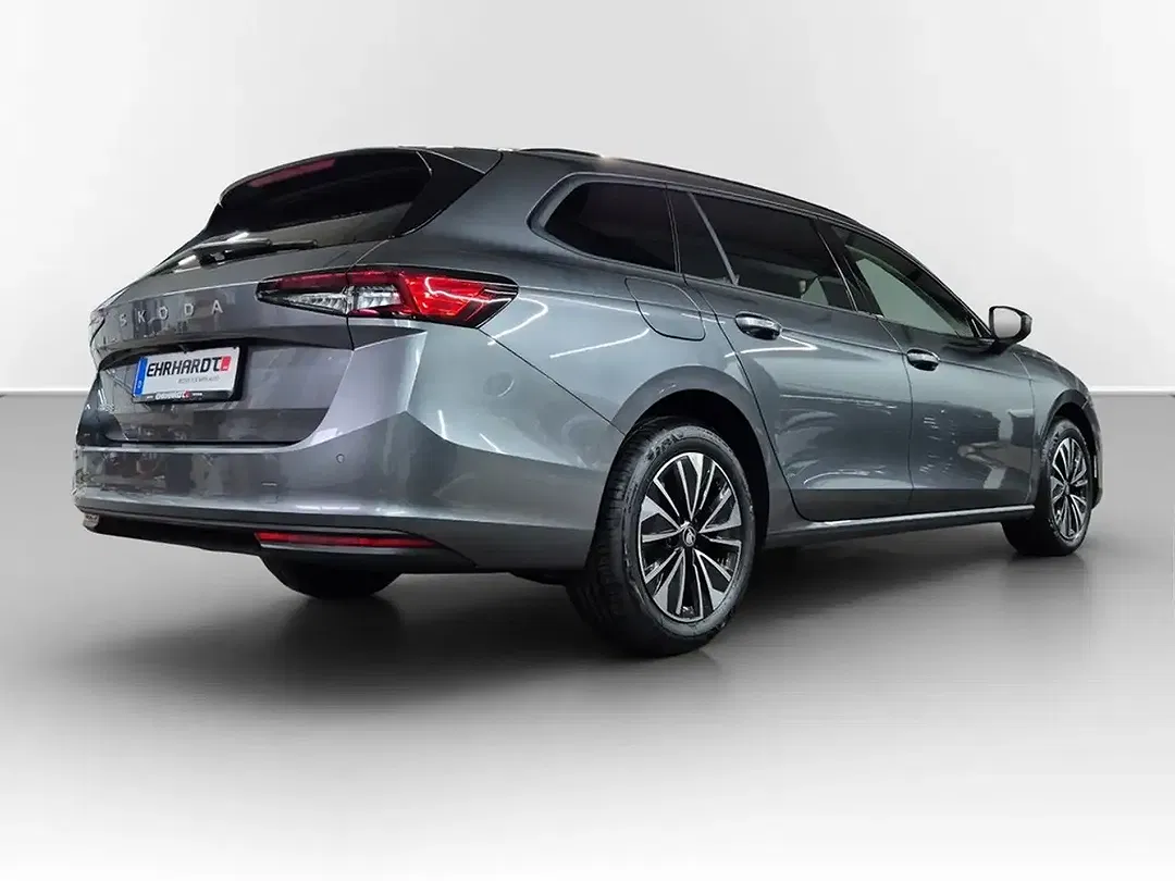 Skoda Superb - Thumbnail 4