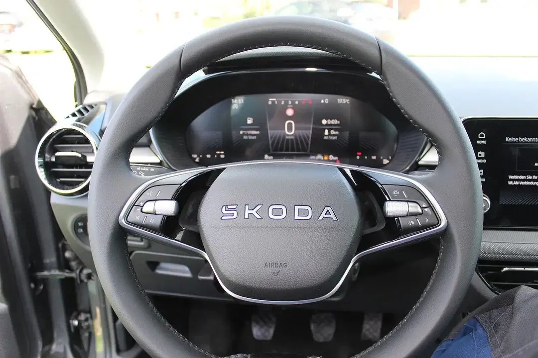 Skoda Fabia - Thumbnail 11