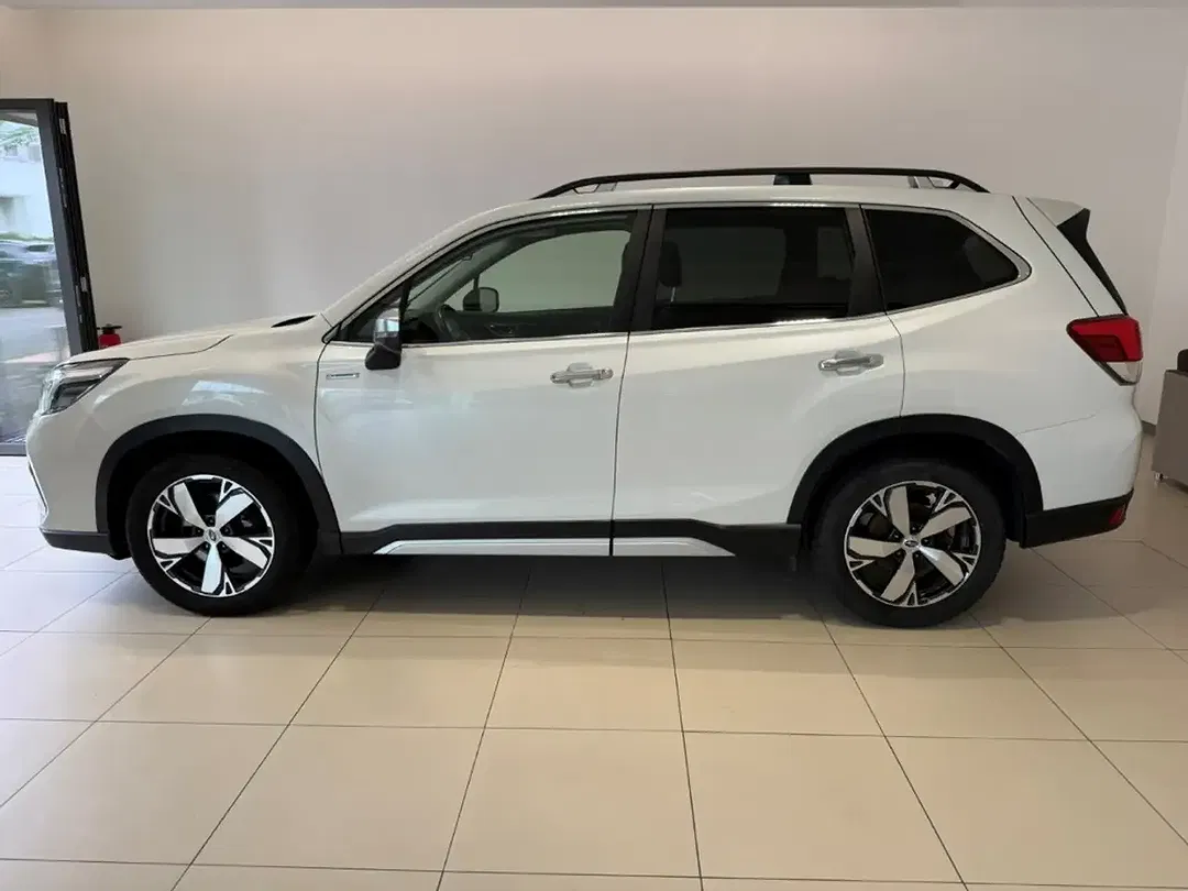 Subaru Forester - Thumbnail 3