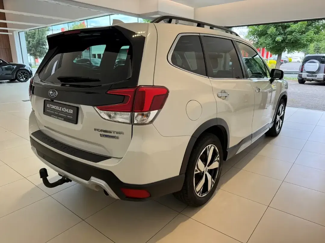 Subaru Forester - Thumbnail 5