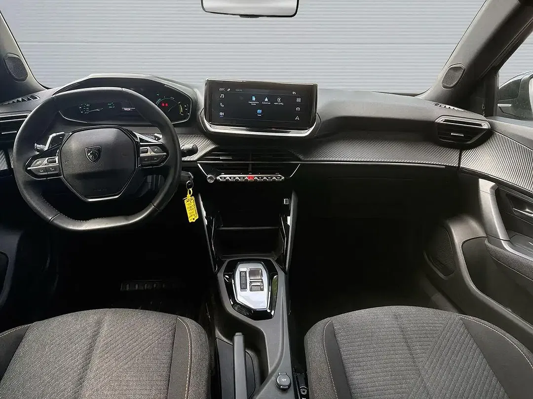 Peugeot 2008 - Thumbnail 10