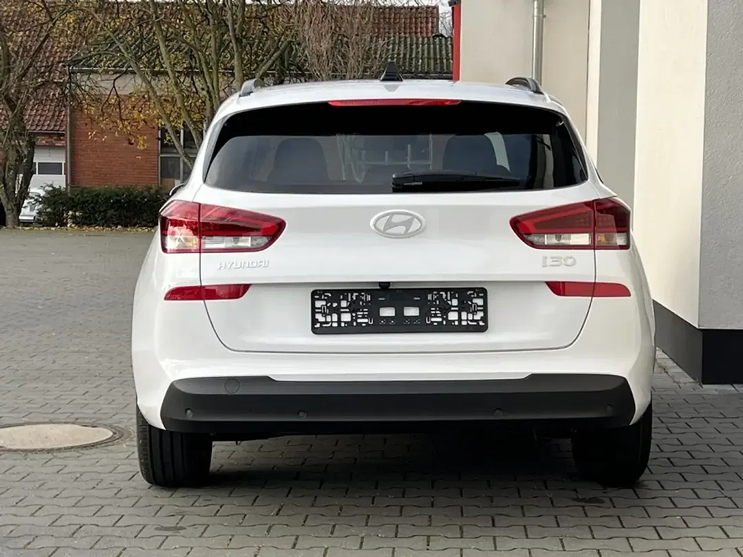 Hyundai i30 - Thumbnail 5