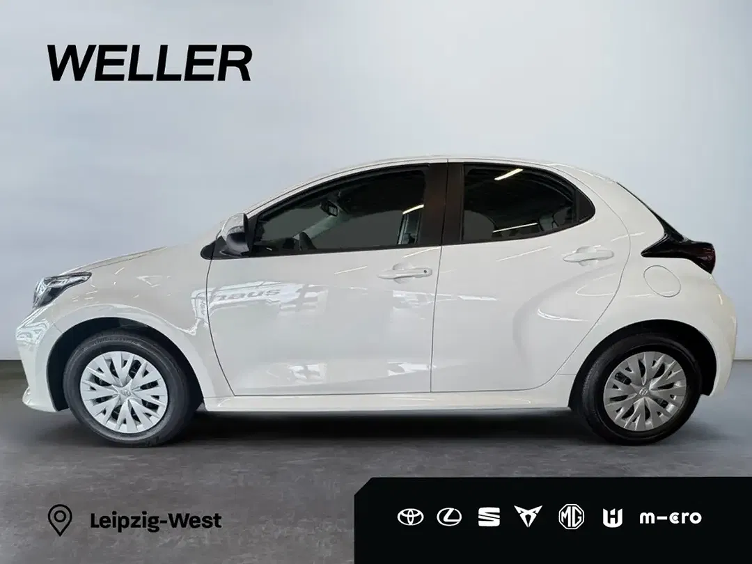 Toyota Yaris - Thumbnail 4