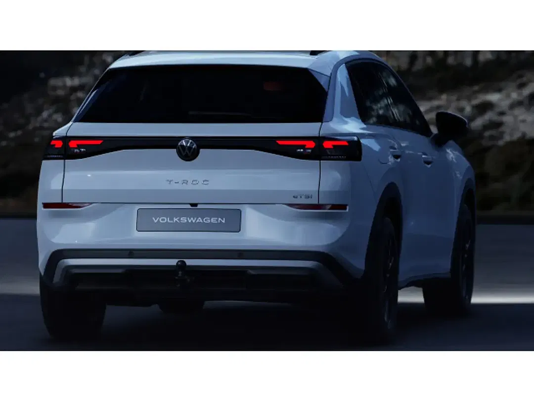Volkswagen T-Roc - Thumbnail 11