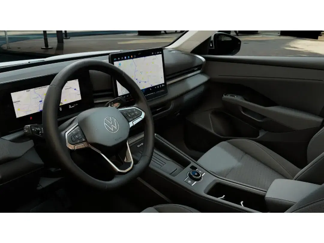 Volkswagen T-Roc - Thumbnail 5