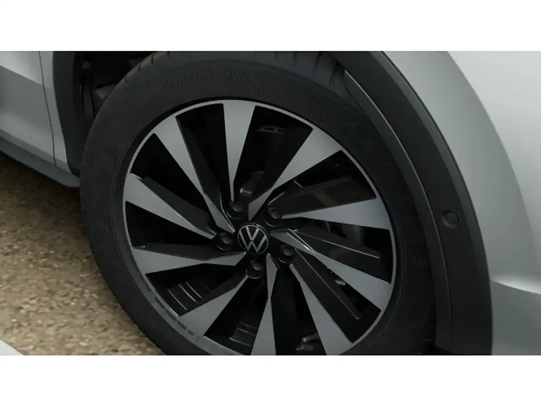 Volkswagen T-Roc - Thumbnail 8