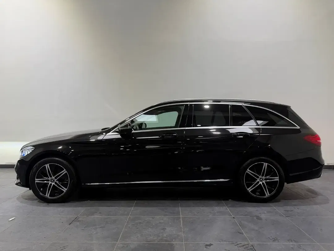 Mercedes-Benz C 220 - Thumbnail 13
