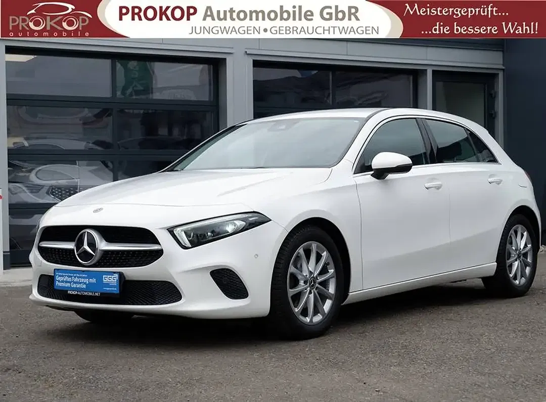 Mercedes-Benz A 180 - Thumbnail 12