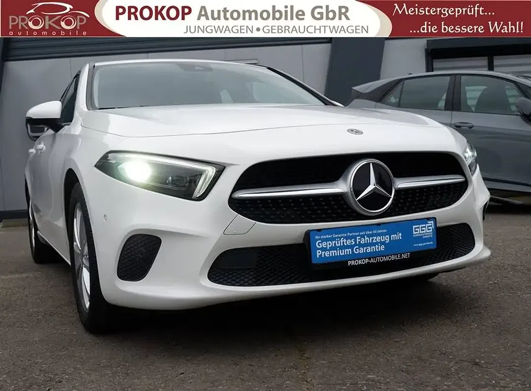 Mercedes-Benz A 180 - Thumbnail 3