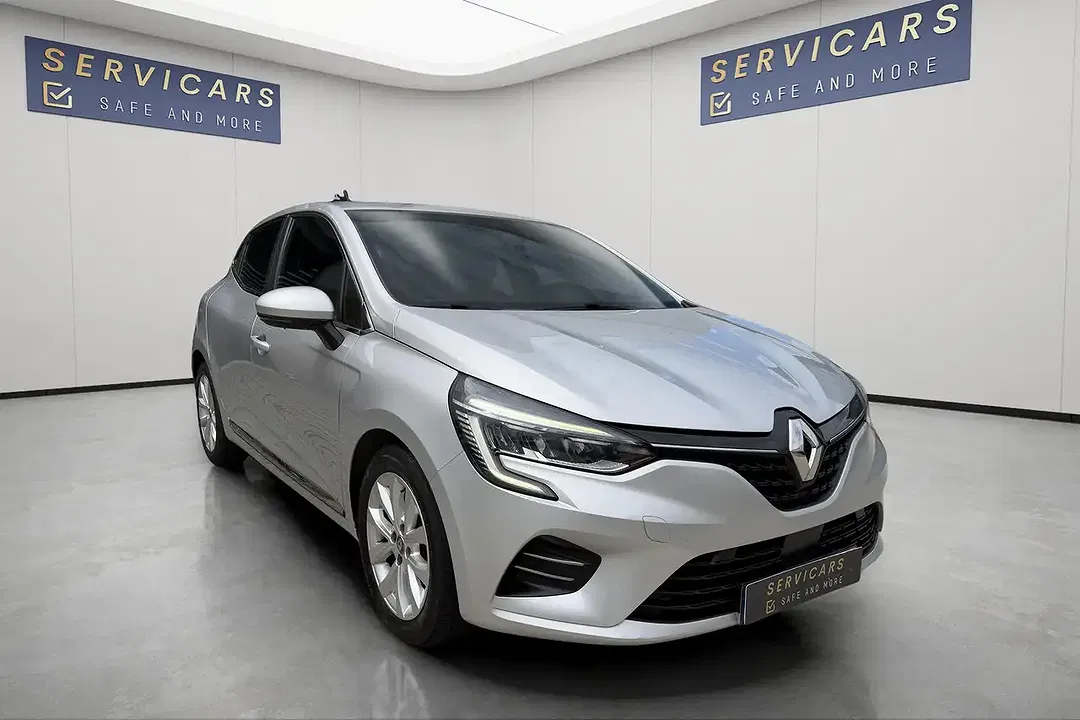 Renault Clio - Thumbnail 3