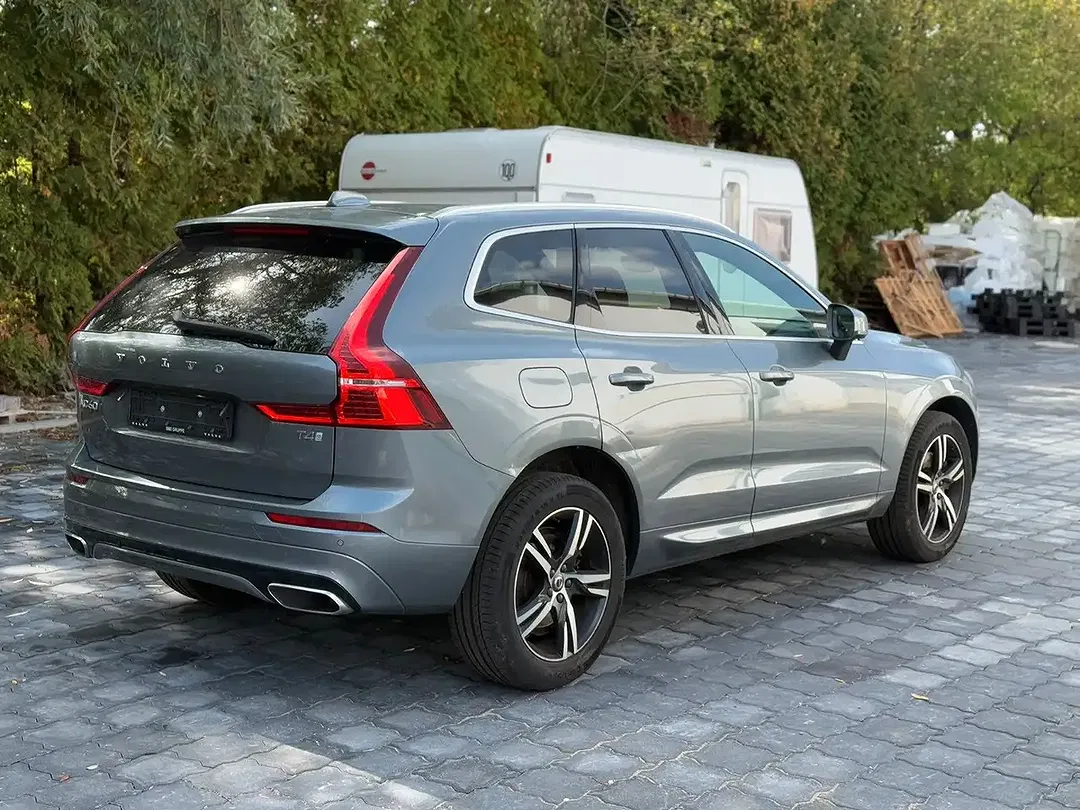 Volvo XC60 - Thumbnail 5