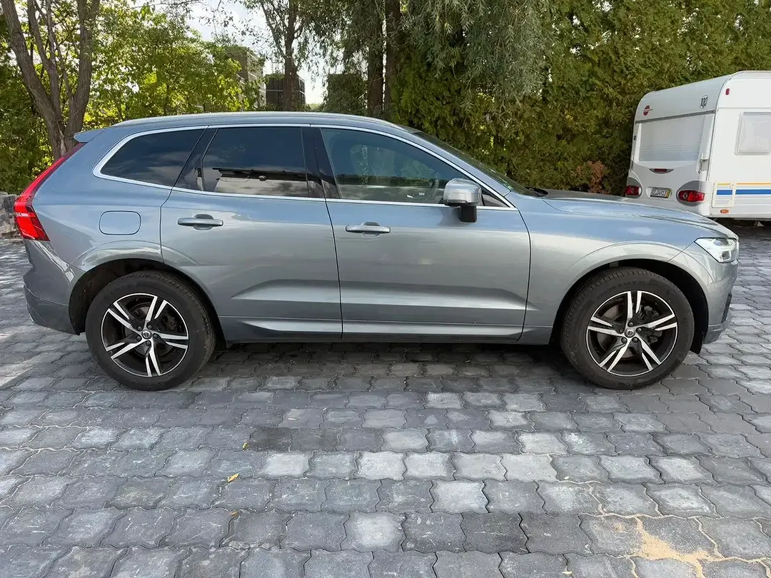 Volvo XC60 - Thumbnail 6