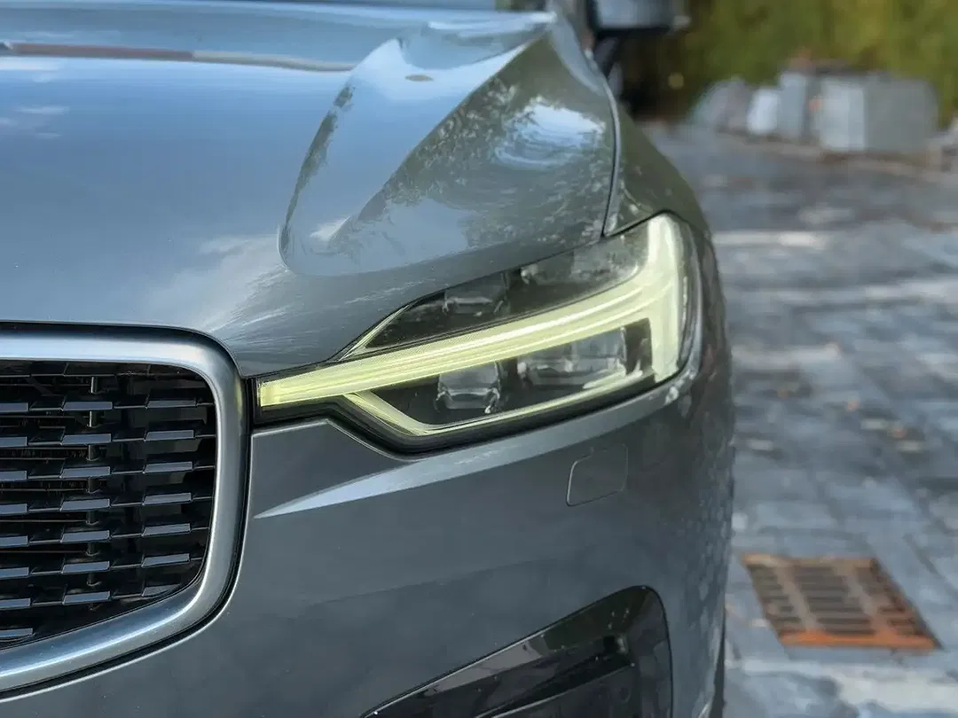 Volvo XC60 - Thumbnail 9
