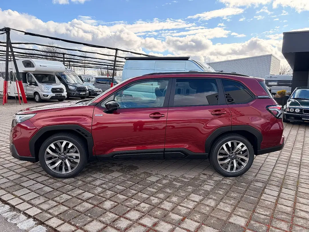 Subaru Forester - Thumbnail 5