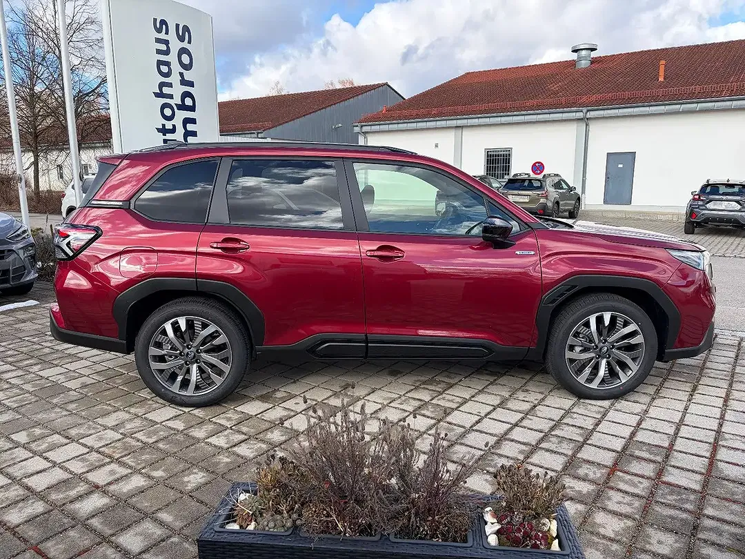Subaru Forester - Thumbnail 9