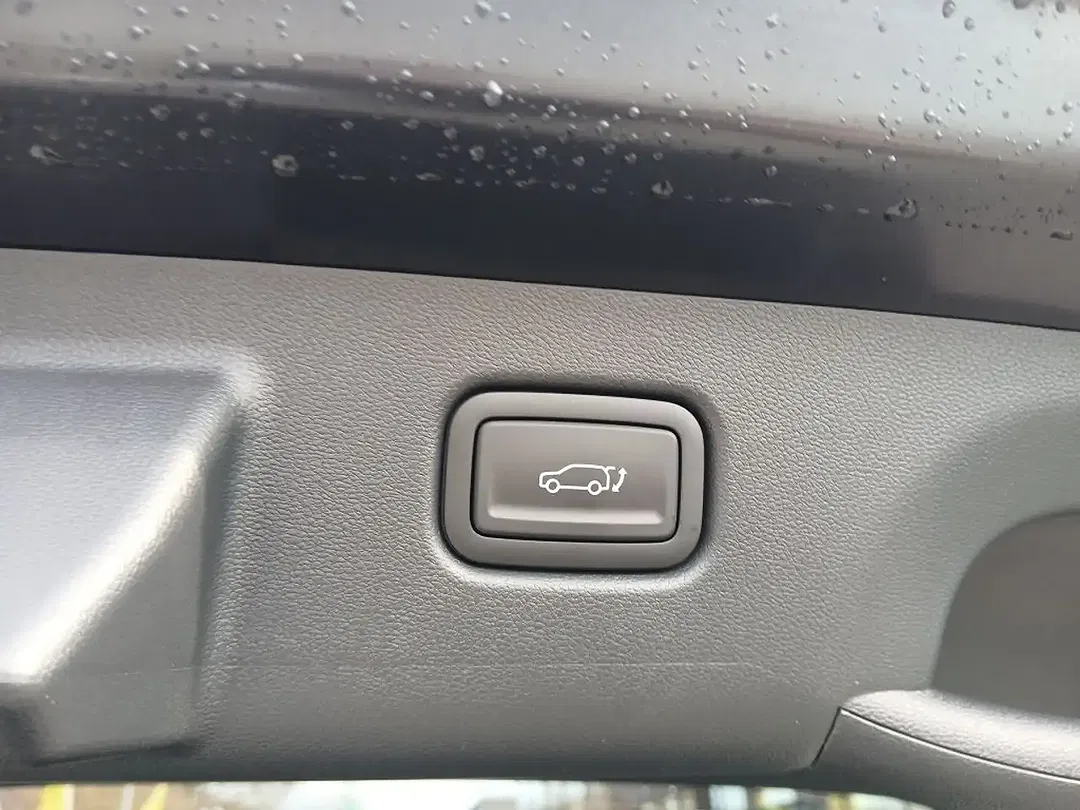 Hyundai KONA - Thumbnail 10