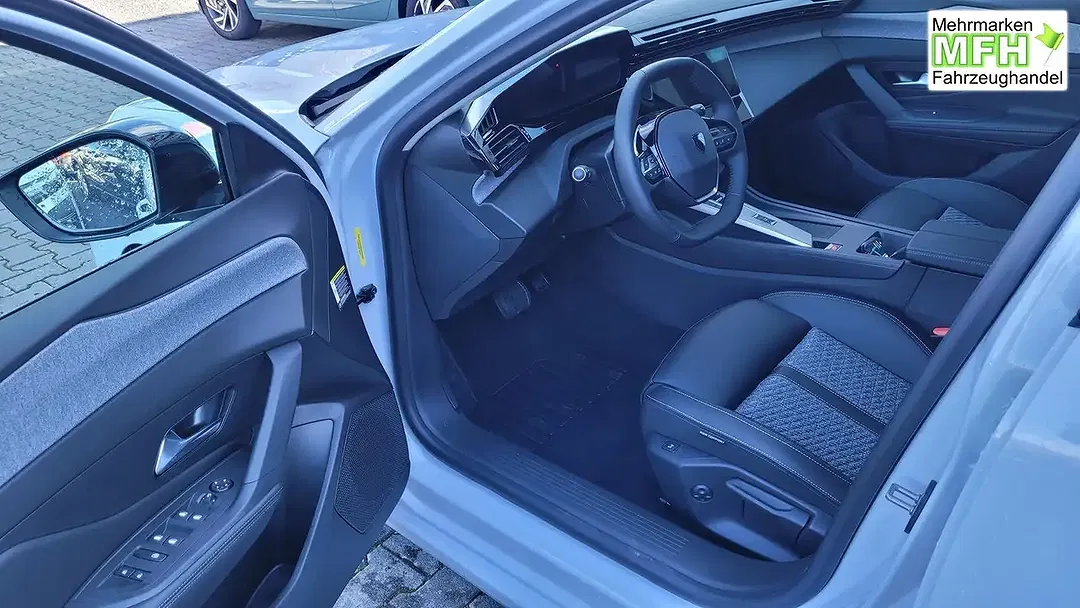 Peugeot 308 - Thumbnail 7
