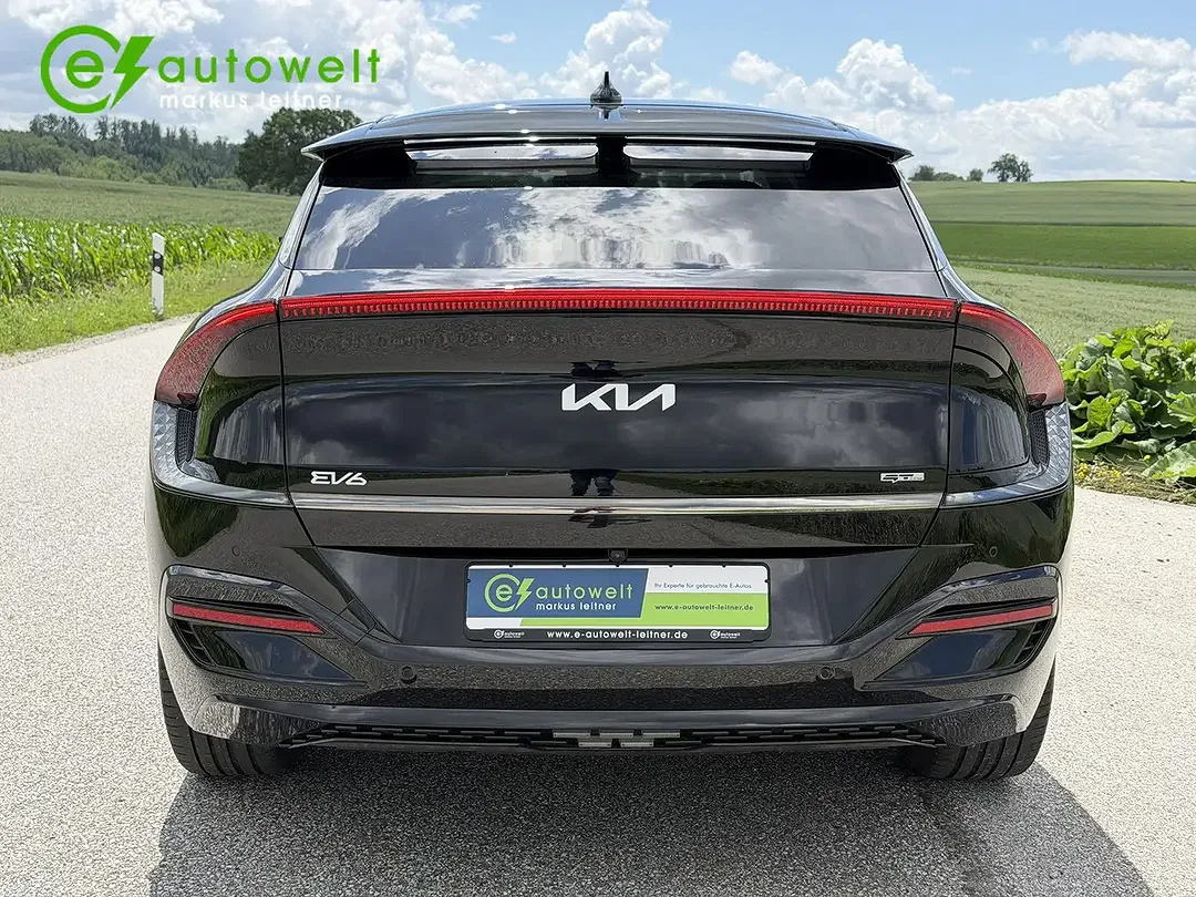 Kia EV6 - Thumbnail 5