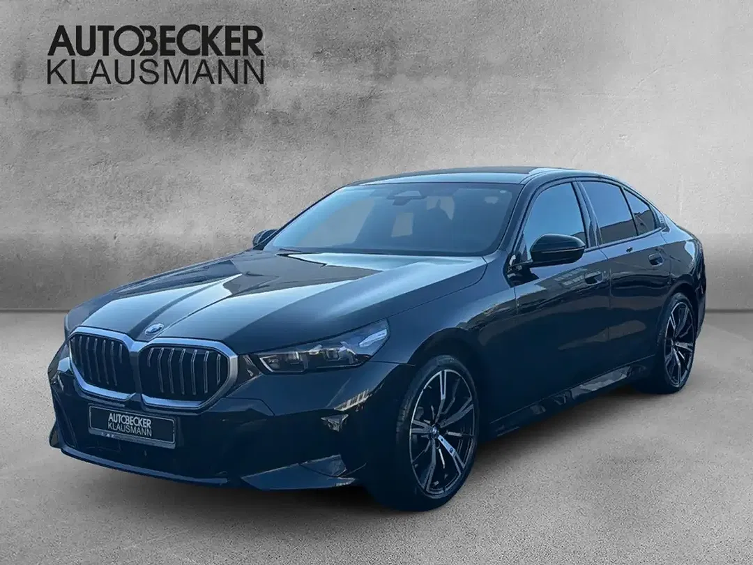 BMW 520 - Thumbnail 1