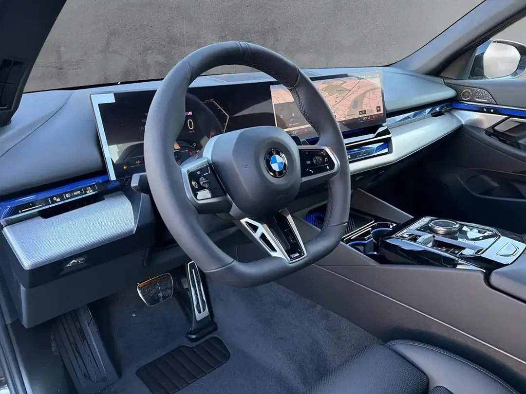 BMW 520 - Thumbnail 9