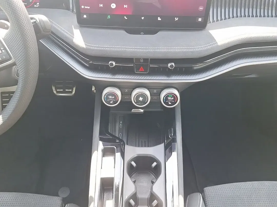 Skoda Superb - Thumbnail 13