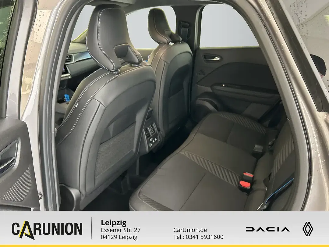 Renault Captur - Thumbnail 8
