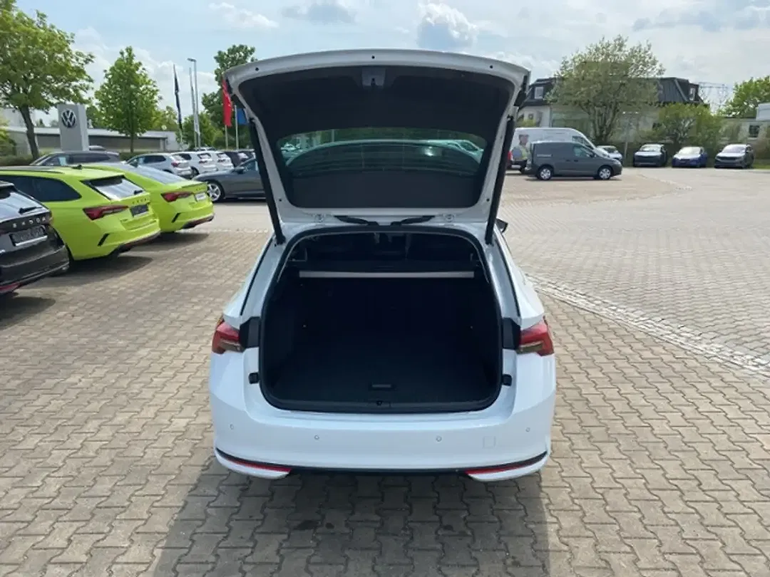 Skoda Octavia - Thumbnail 8