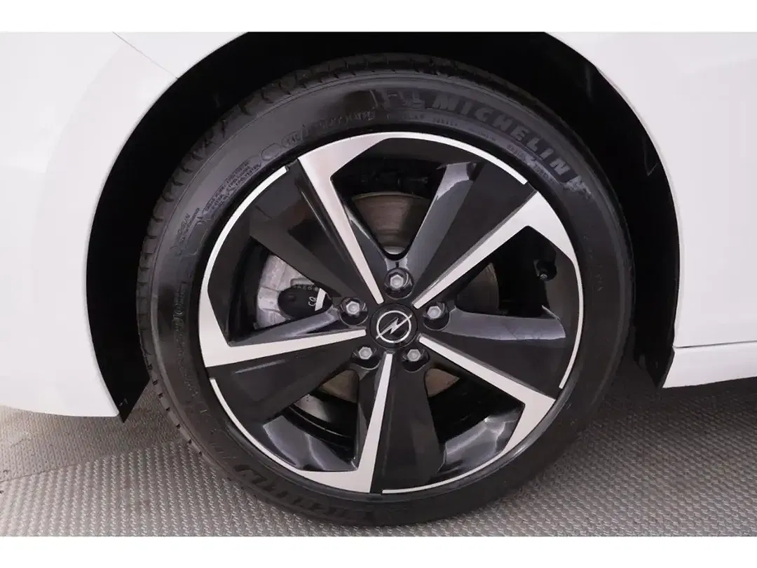 Opel Astra - Thumbnail 14