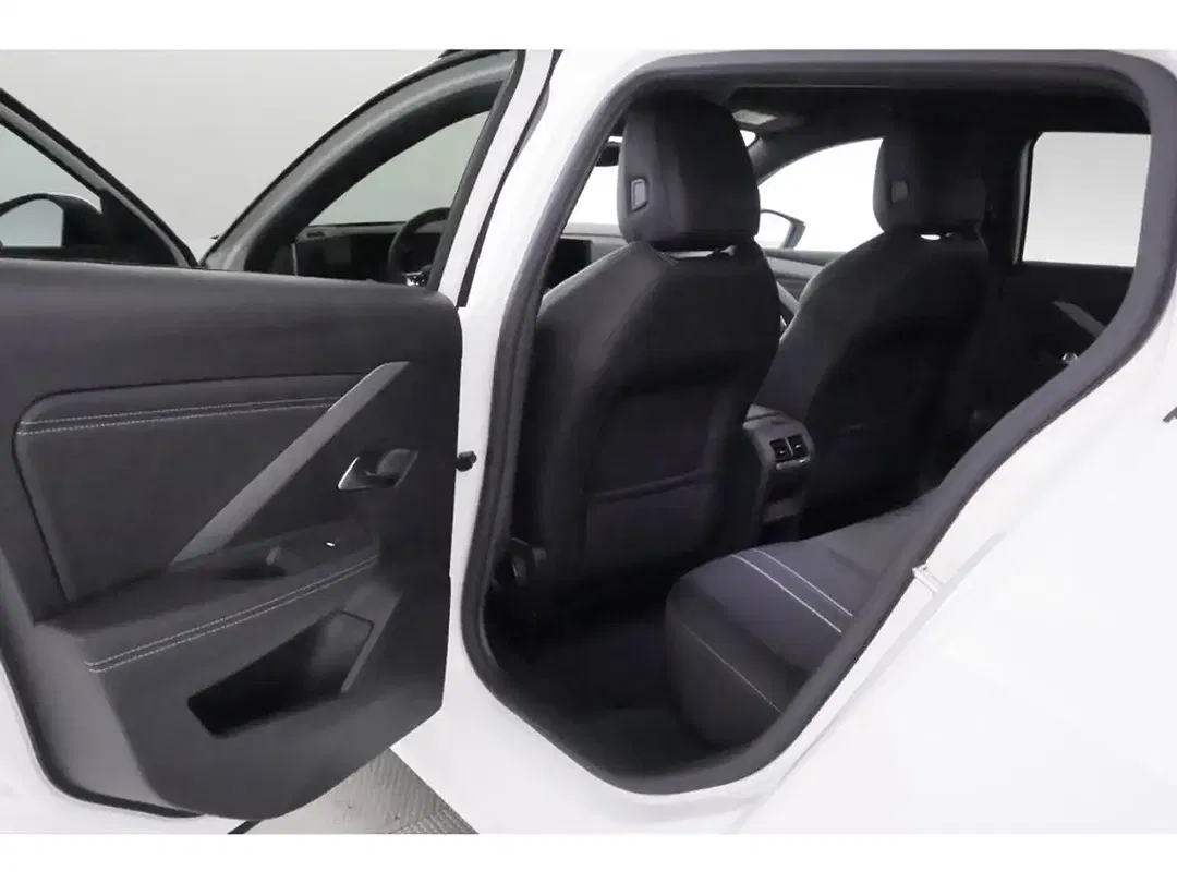 Opel Astra - Thumbnail 19