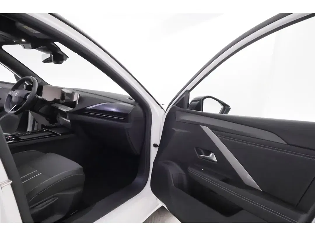 Opel Astra - Thumbnail 21