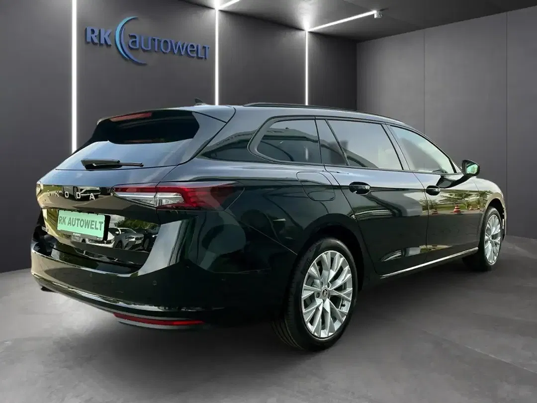 Skoda Superb - Thumbnail 3