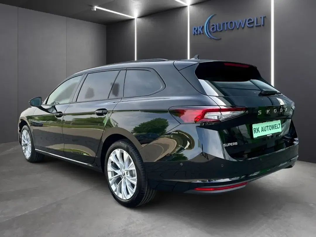 Skoda Superb - Thumbnail 4