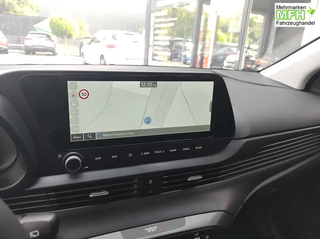 Hyundai i20 - Thumbnail 9