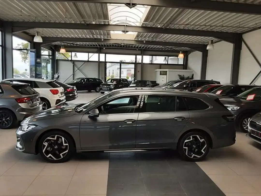 Volkswagen Passat Variant - Thumbnail 11