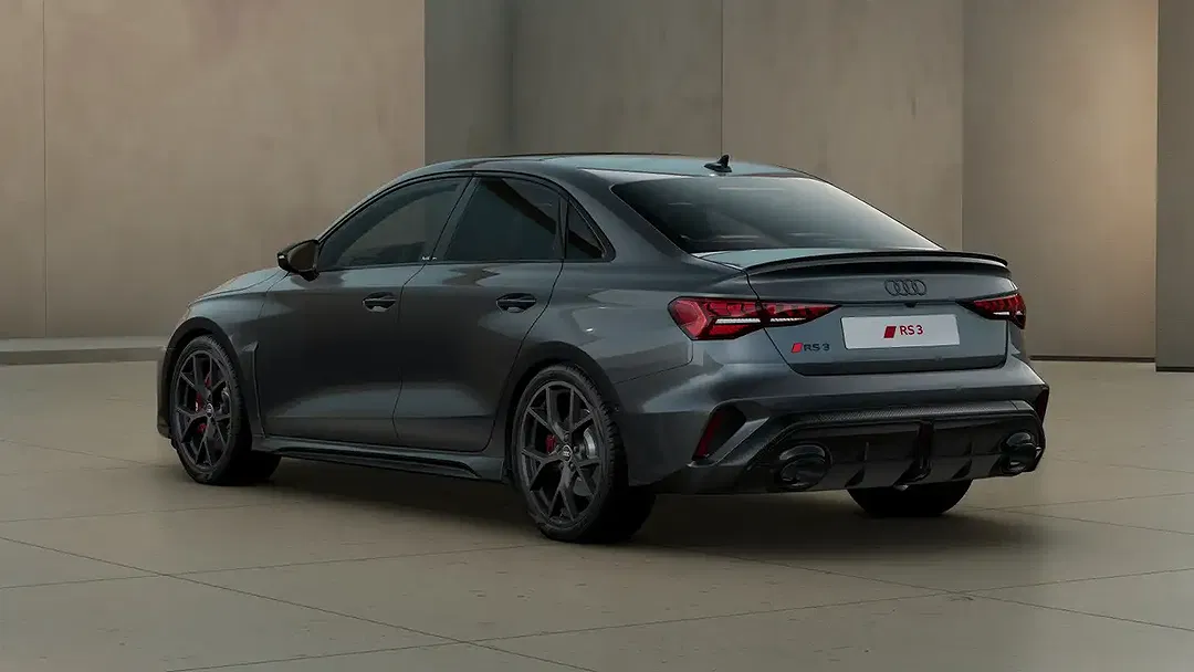Audi RS3 - Thumbnail 3