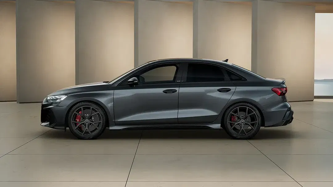 Audi RS3 - Thumbnail 4