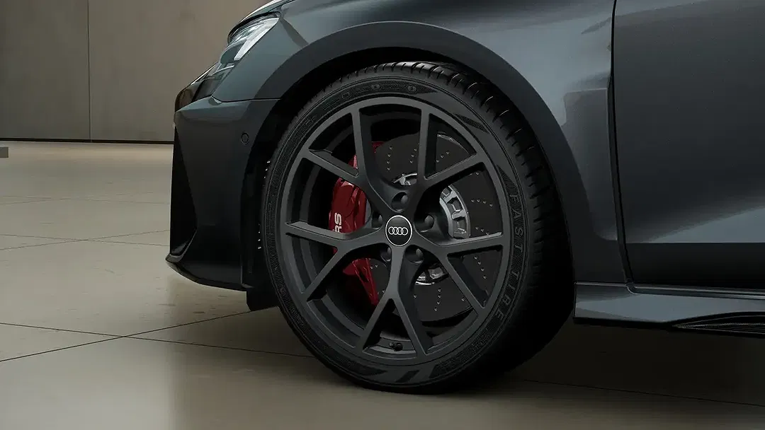Audi RS3 - Thumbnail 6