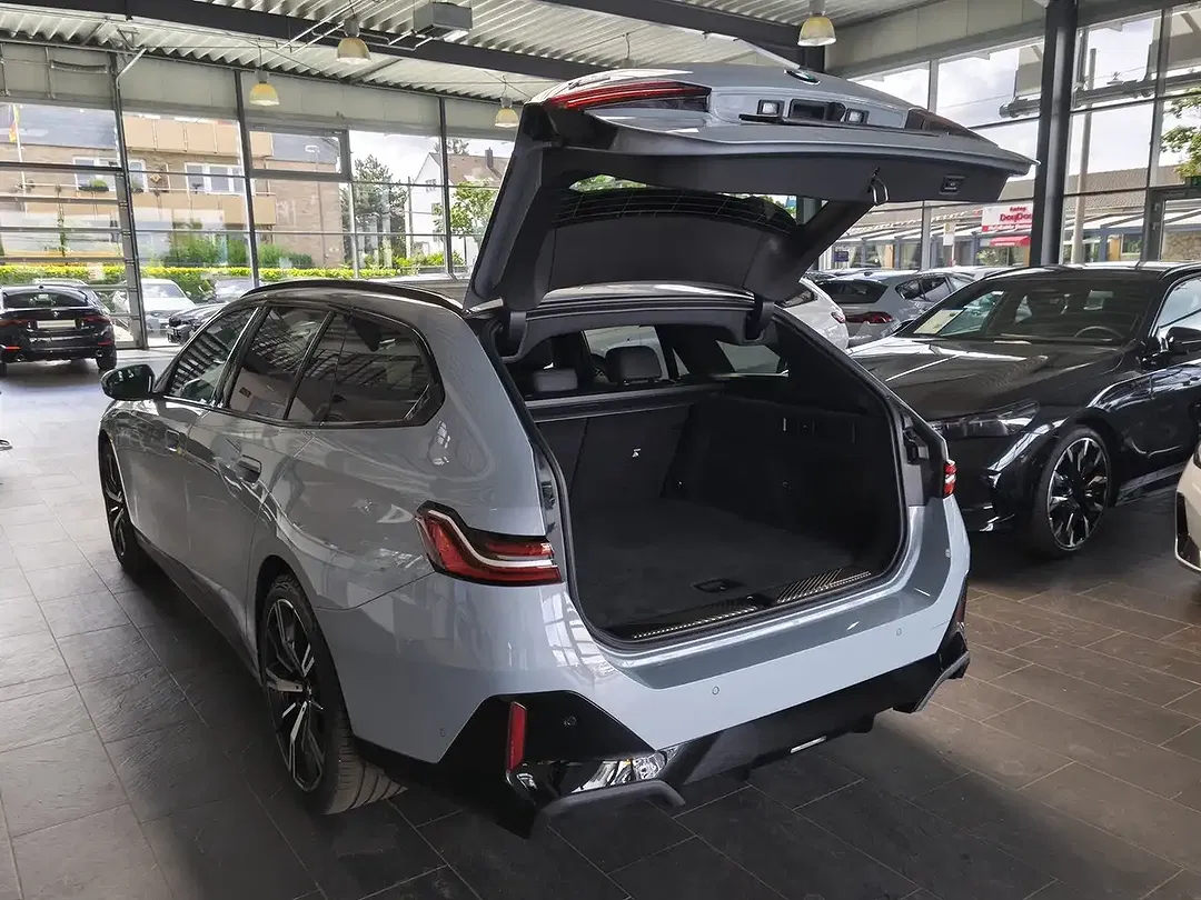 BMW 520 - Thumbnail 6
