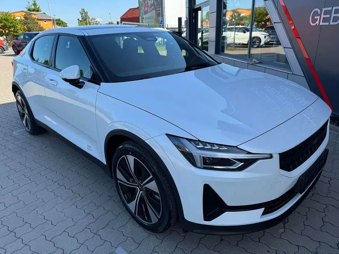 Polestar 2 - Thumbnail 13