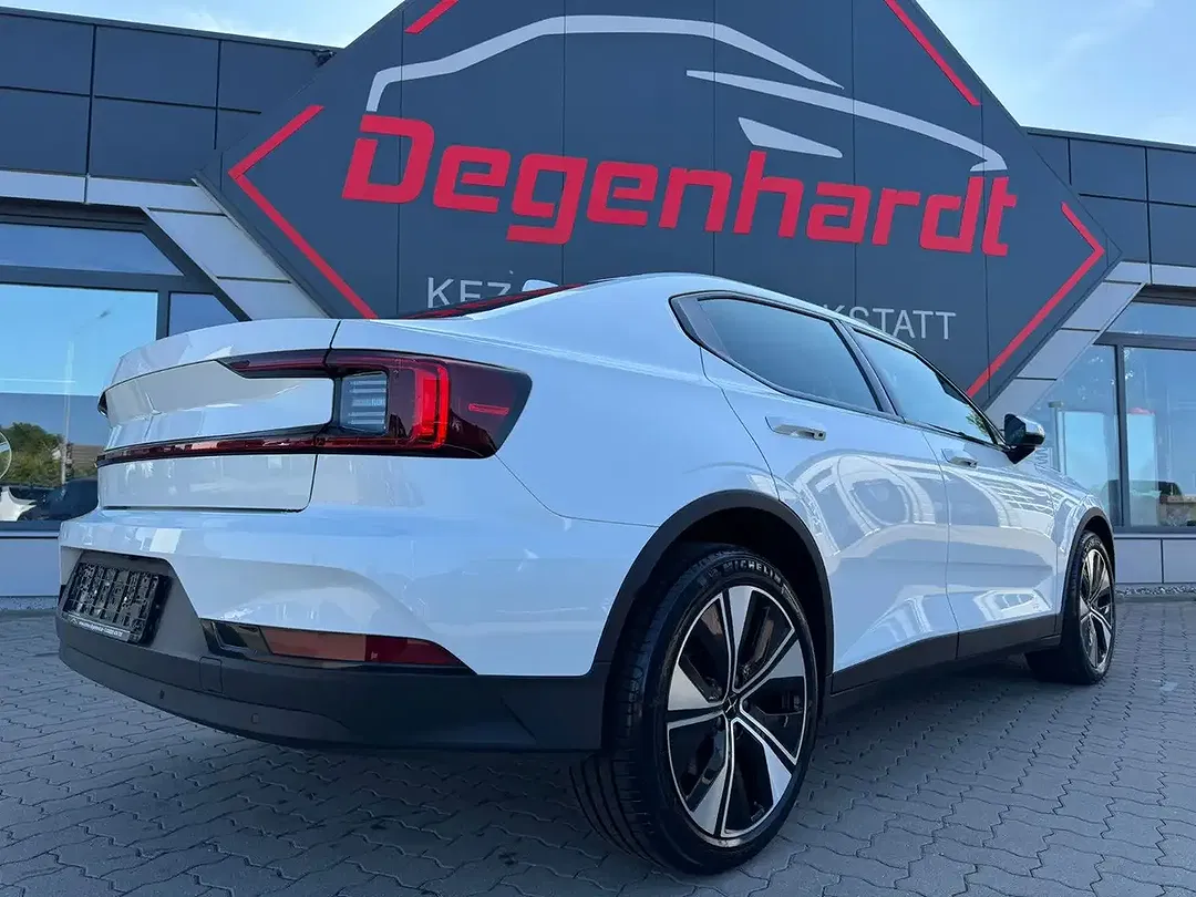 Polestar 2 - Thumbnail 9
